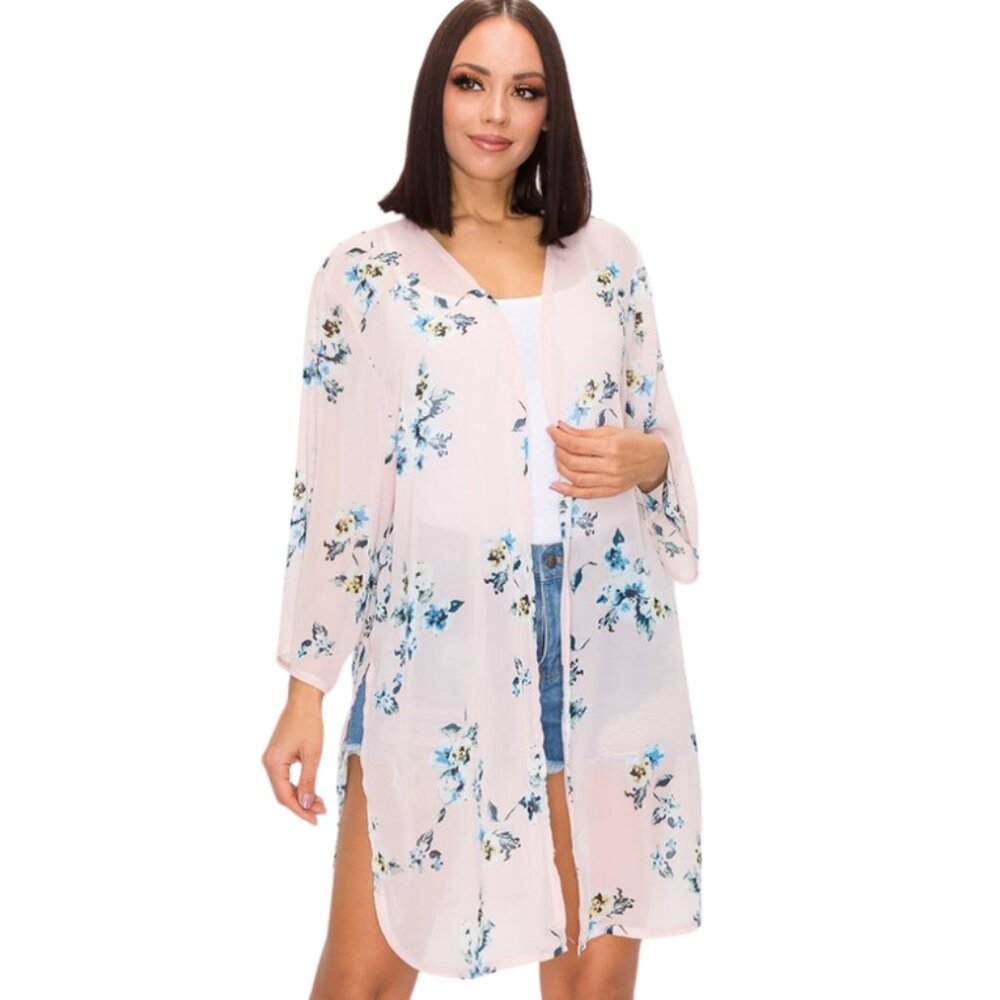 LOW STOCK ⚡Floral Kimono Top – Light Pink Lightweight Flowing Layering Piece